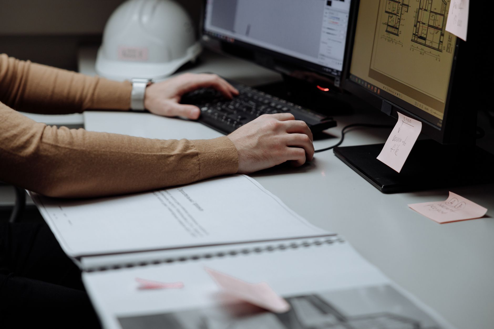 1099 vs W-2 Timesheets: Separate Workflows for Compliance — construction timesheet and crew management