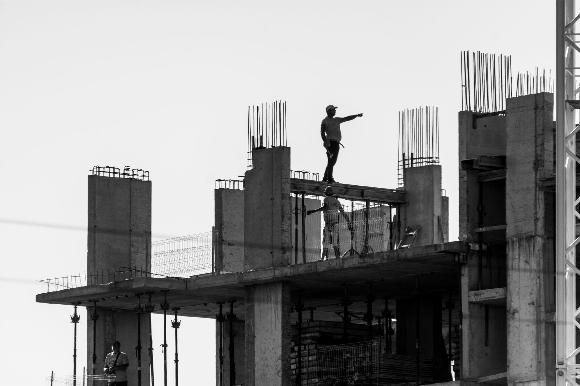 Why Separate Timesheets for W‑2 vs. 1099 Workers Matter — construction timesheet and crew management